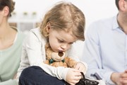 Eltern müssen Smartphone-Nutzung ihrer Kinder überwachen
