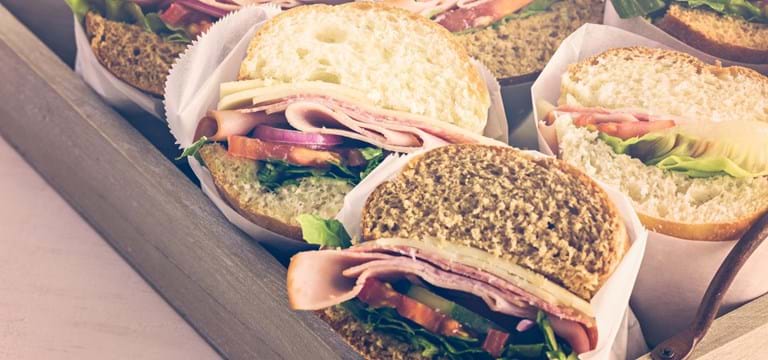 Sandwich-Verkäufer müssen Brot vermessen